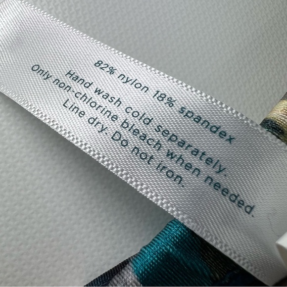 Cacique floral two piece swimsuit size 18 - Picture 5 of 9